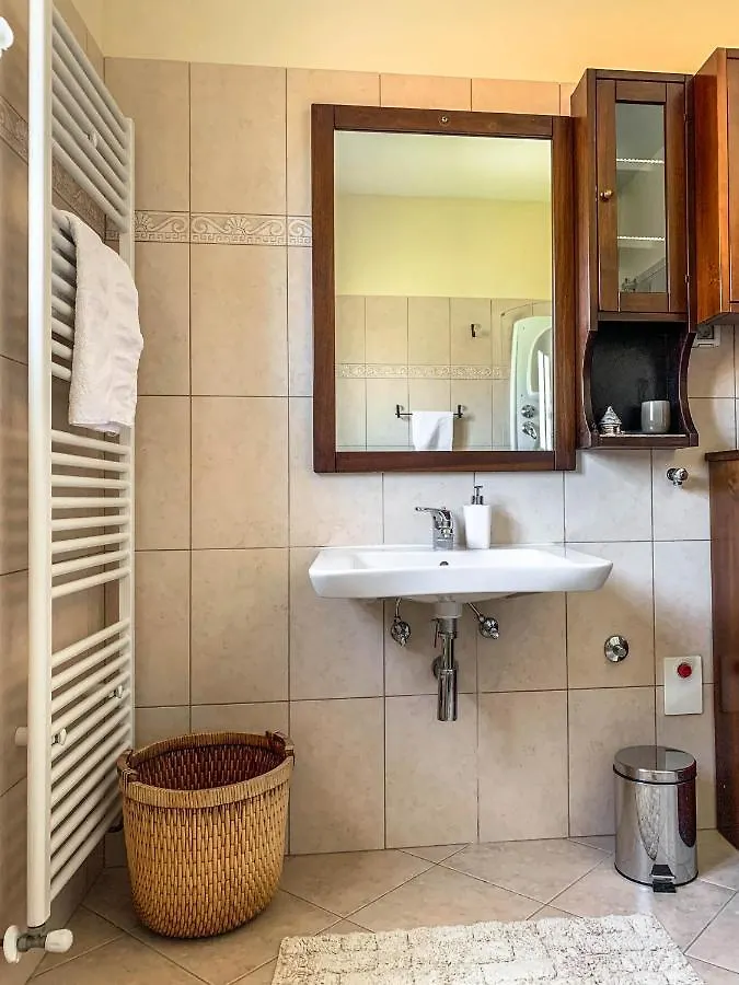 Apartments Leone Brtonigla